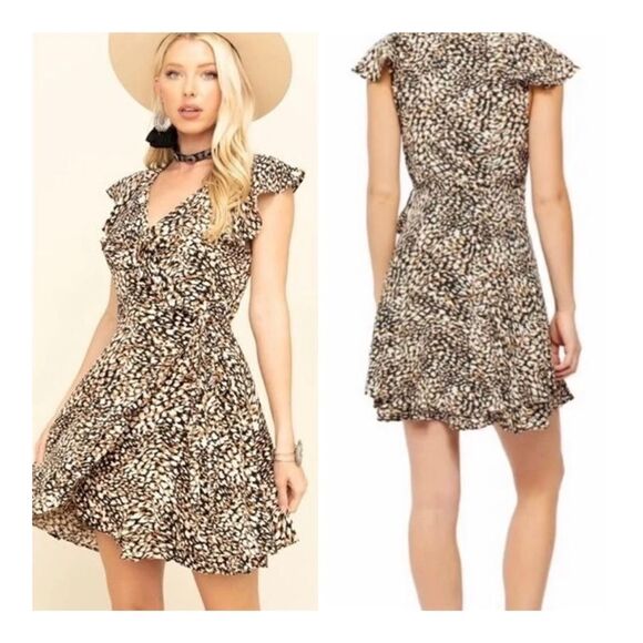 NWOT Free People wrap mini dress size M - Picture 1 of 9